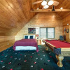 Отель Bear Bluffs 1 Bedroom Home with Hot Tub, фото 7