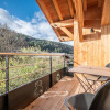 Отель Les Hirondelles Apartments Morzine By Emerald Stay, фото 15