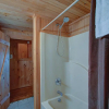 Отель Stunning Cabin: 7 Acres, 360 Views, 20min to Park!, фото 5