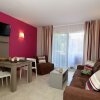 Отель Comfortable apartment with dishwasher and AC, beach at 300 m, фото 3