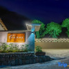 Отель Yunshang Grassland·There is a house in Anji Grand Canyon Scenic Private Soup Holiday Meishu, фото 1