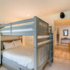 Отель Emerald Elk at Village Creek by Avantstay Close to Slopes & Village w/ Views, фото 10
