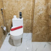 Отель Luxurious Studio With Long Golf View At Grand Sungkono Lagoon Apartment, фото 17