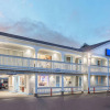 Отель Travelodge by Wyndham Cape Cod Area, фото 1