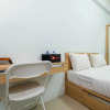 Отель Comfy and Nice Studio Apartment at Tamansari Mahogany, фото 10