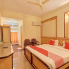 Отель OYO 12985 Sabharwal Viceroy, фото 4
