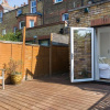 Отель Beautiful 2BR flat right by Clapham Common, фото 2