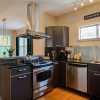 Отель Charming Downtown 3br/2.5ba Home w/ Deck by Domio, фото 4
