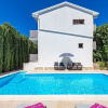 Отель House Rose With Private Pool And Garden, фото 13
