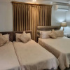 Отель Savoy Lodge With Breakfast Included - Nice Standard Double Room 4, фото 3