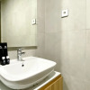 Отель Cozy And Homey Studio Room Pollux Chadstone Apartment, фото 8