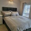 Отель Modern 3-bed Apartment in Magherafelt Sleeps 8, фото 4