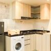 Отель Modern And Spacious Studio Apartment At Mustika Golf Residence, фото 3