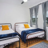 Отель Amazing Indeed 3BR Only 5 Minutes From Downtown, фото 2