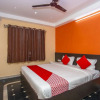 Отель OYO 22837 Chairmen's Hotel, фото 6
