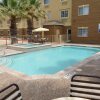 Отель Holiday Inn Express Hotel & Suites San Antonio-Airport North, an IHG Hotel, фото 2