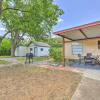 Отель San Antonio Home w/ Yard & Grill, 7 Mi to Seaworld, фото 14
