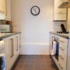 Отель Lovely 1 Bedroom Apartment Close to Haggerston Station, фото 3