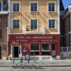 Отель Logis Hôtel Les Ambassadeurs, фото 1