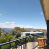 Отель Torino 6 - Lake Jindabyne & Snowy Mountain Views, фото 9