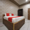 Отель New Delhi by OYO Rooms, фото 8