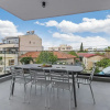 Отель Sanders Crystal 2 - Darling 3-bdr Apt With Shared Rooftop, фото 16