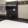Отель Holiday Inn Express & Suites Mississauga-Toronto Southwest, an IHG Hotel, фото 37