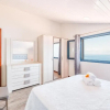 Отель North Coast View House, фото 2