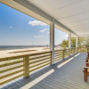 Отель Long Beach Home w/ Views & On-site Beach Access!, фото 19