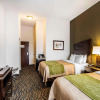 Отель Comfort Inn & Suites, фото 4