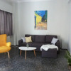 Отель Comfy 2nd Floor Apt Next To Neos Kosmos Metro, фото 3