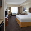 Отель Holiday Inn Express & Suites Vaughan-Southwest, фото 7