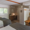 Отель Barefoot Villas Room 1 Redwood, фото 17
