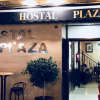 Отель Hostal Plaza в Мармолехо