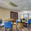 Отель Comfort Suites Madison West, фото 29