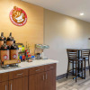 Отель AmericInn by Wyndham Jefferson, фото 8