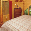 Отель Trout House 350 - Three Bedroom Cabin, фото 10