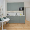 Отель Comfortable Studio for 2 by Renters, фото 10