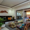 Отель Stylish Holiday Apartment w Private Pool 180 Views Malibu, фото 8