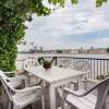 Отель Veeve  AwardWinning Waterside 5 Bed With View Isle Of Dogs, фото 2