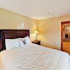 Отель New Listing! North Star Getaway W/ Hot Tub & Sauna 2 Bedroom Condo, фото 6