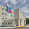 Отель Motel 6 York North, фото 1