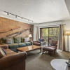 Отель Park Station 121 2 Bedroom Condo by RedAwning, фото 9