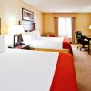 Отель Holiday Inn Express & Suites Dickson, an IHG Hotel, фото 4