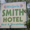 Отель Historic Smith Hotel B&B в Глендейле