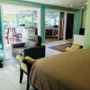 Отель Beautiful Suite With a Full Kitchen With Amazing Views of the Beach, and Forest, фото 9