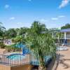 Отель Clarion Inn & Suites Central Clearwater Beach, фото 32