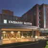 Отель Embassy Suites Saratoga Springs в Саратога-Спрингсе