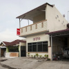 Отель OYO 885 Tangkul Residence, фото 9