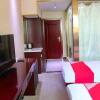Отель OYO Hejia Hotel, фото 1
